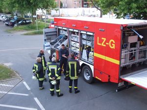 Ein Auffangbecken aus Steckleiterteilen