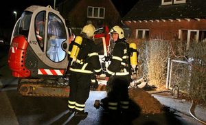 Brandwache an einem der beiden Kopflöchern in denen gearbeitet wird.