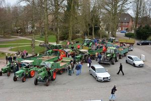 Treffen auf dem Marktplatz Bargteheide