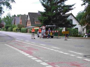 Die zweite Sperrung, hier die Kreuzung Alte Landstraße Ecke Hasselbusch.